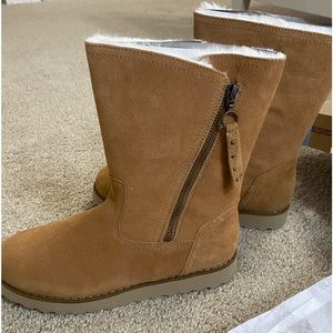 Skechers Winter Boots, Women’s Size 7, Brand New